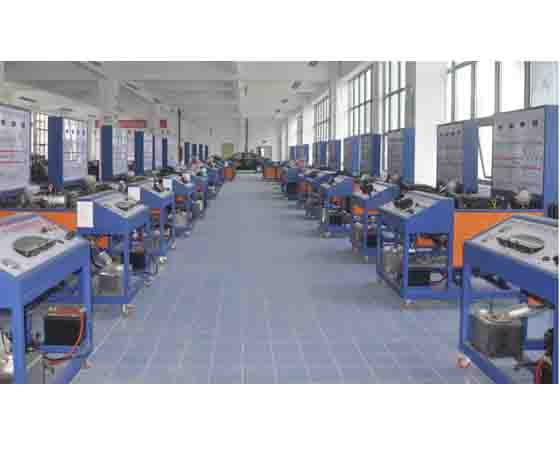 汽車(chē)實(shí)訓(xùn)基地?cái)?shù)字化：意義、實(shí)施方法與未來(lái)趨勢(shì)解析