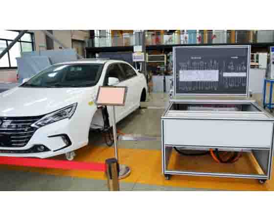 汽車風(fēng)電新能源實訓(xùn)室